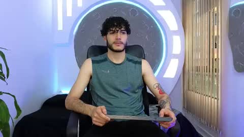 R A F A E L online show from September 2025 09:41:02 PM