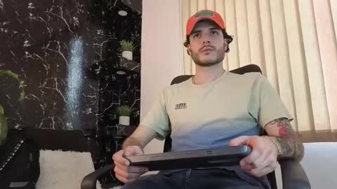 R A F A E L online show from February 2026 08:47:01 PM