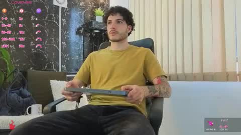 R A F A E L online show from March 2026 08:09:01 PM