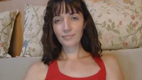 Rafaella online show from October 2025 07:13:01 PM