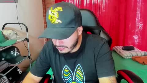 ragnar_lothbrok77 online show from March 2025 08:42:02 PM