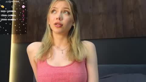 Lisa online show from February 2025 10:48:01 PM