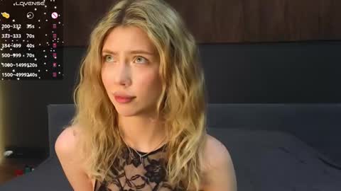 Lisa online show from February 2025 09:24:02 PM