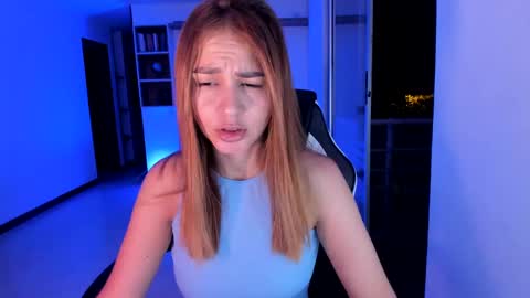 Jennyindependent model . online show from December 2024 11:51:01 PM