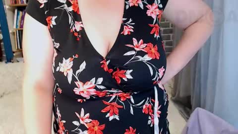 rainbowladyy online show from September 2025 03:00:02 AM