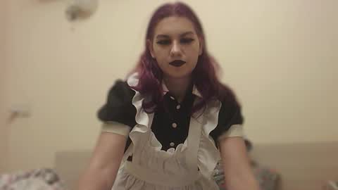 rainyvibe_ online show from October 2025 05:45:02 PM