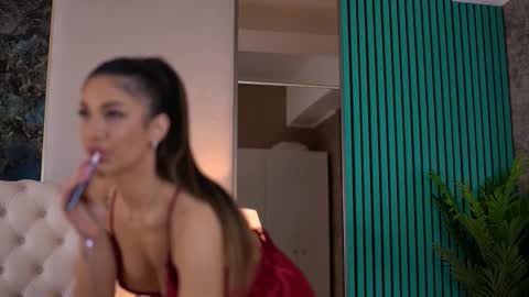 Raisa online show from February 2025 06:54:01 PM