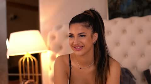 Raisa online show from February 2025 09:09:01 PM