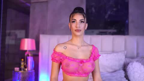 Raisa online show from October 2025 04:07:02 PM