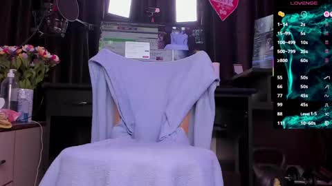 Laura online show from April 2026 02:50:02 AM