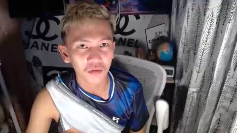 ralfhuge24 online show from April 2026 12:25:02 AM