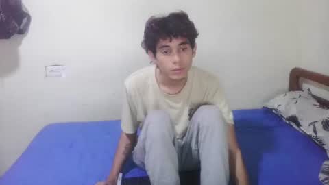 Snapshot of rami_hot0 chatting on June 2026 06:43:02 PM rami_hot0 online show from June 2026 06:43:02 PM