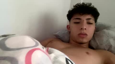 ramiroo2312 online show from February 2025 10:07:01 AM