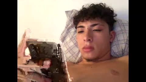 ramiroo2312 online show from February 2025 07:37:02 PM