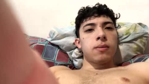 ramiroo2312 online show from November 2025 08:53:02 PM