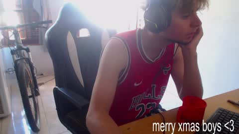 Ramiro online show from December 2024 12:45:02 PM