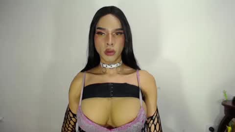 RamonaSmit online show from December 2024 09:45:01 PM