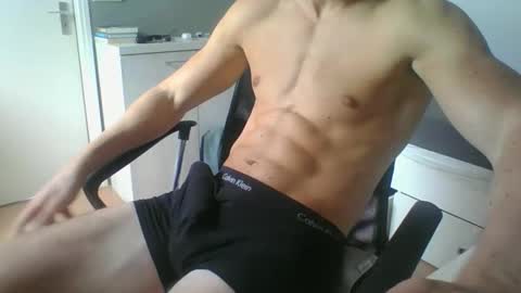 Snapshot of ramonjoosse2001 chatting on May 2026 12:24:01 PM ramonjoosse2001 online show from May 2026 12:24:01 PM