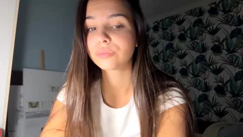 Snapshot of ranaeriveras chatting on October 2025 08:47:01 PM ShyBerry online show from October 2025 08:47:01 PM