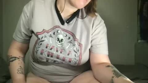 Randii online show from November 2025 04:06:01 PM