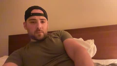 Snapshot of randomdude5950 chatting on February 2025 02:35:01 AM randomdude5950 online show from February 2025 02:35:01 AM