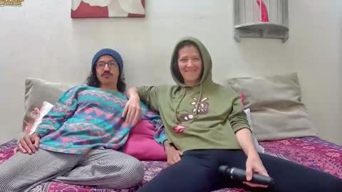 MR  DJ Randomshuffle  friends playing with sexual energy live - OMG we are back online show from February 2025 03:23:02 PM