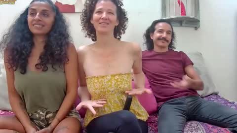 MR  DJ Randomshuffle  friends playing with sexual energy live - OMG we are back online show from February 2025 02:24:01 PM