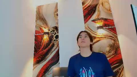 raphael_nyon1 online show from June 2026 04:00:01 AM