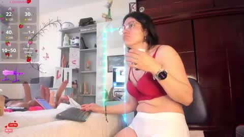 Snapshot of rapunzell__ chatting on February 2026 12:31:01 PM Rapunzell online show from February 2026 12:31:01 PM