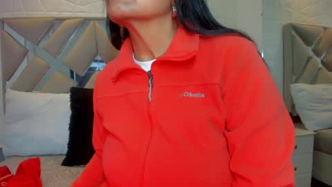 Raquel Moore  online show from February 2025 09:36:02 AM