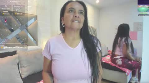 Raquel Moore  online show from January 2026 03:05:01 PM