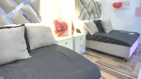 Snapshot of raquel_moore chatting on February 2026 12:16:01 PM Raquel Moore online show from February 2026 12:16:01 PM