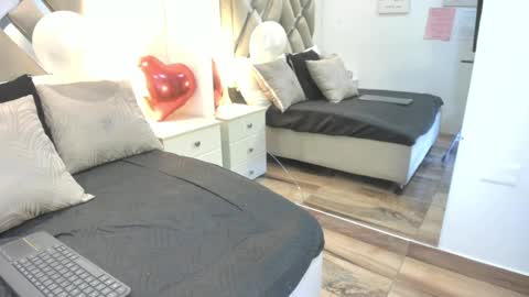 Snapshot of raquel_moore chatting on February 2026 05:25:01 PM Raquel Moore online show from February 2026 05:25:01 PM