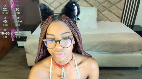 Raquel online show from February 2025 02:37:01 PM