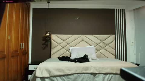 Raquel online show from February 2025 11:41:01 AM