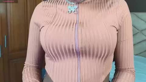 Raquel online show from September 2025 12:15:02 PM