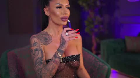 Raquelle online show from December 2024 10:14:02 PM