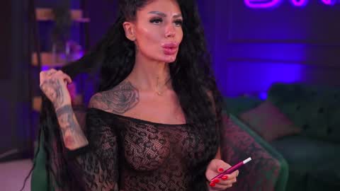 Raquelle online show from January 2025 12:59:01 AM