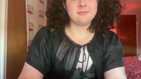 Snapshot of raspberrytommy chatting on April 2026 05:57:01 PM Tommy online show from April 2026 05:57:01 PM