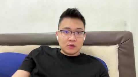 randomnaut online show from January 2025 08:03:02 PM