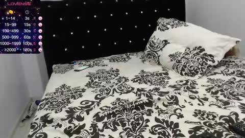 RaulWildBoy27 online show from February 2025 09:30:01 PM