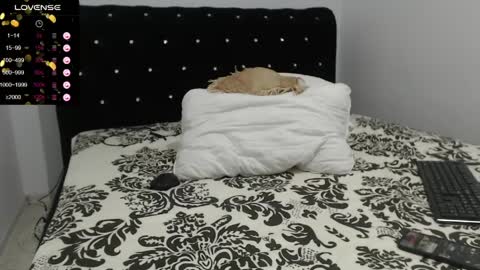 RaulWildBoy27 online show from March 2026 01:22:01 PM