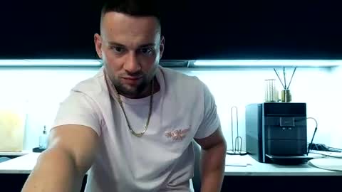 raulcortezofficial online show from July 2026 08:57:02 PM