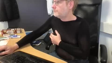 Raunchy me online show from January 2026 02:19:02 PM