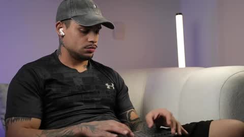 rausch77 online show from February 2026 10:05:01 AM