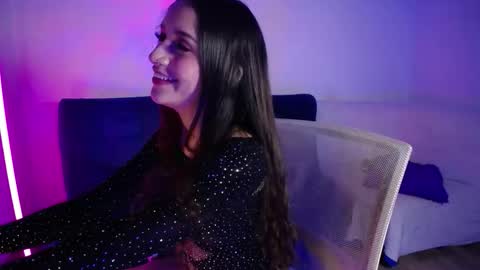 Ravenhudson online show from November 2025 07:47:02 AM