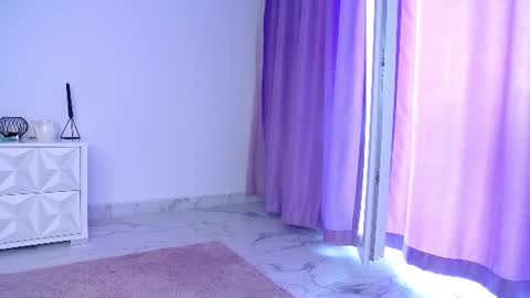 Snapshot of raven_foxxy chatting on July 2026 06:38:02 AM Raven Foxxy online show from July 2026 06:38:02 AM