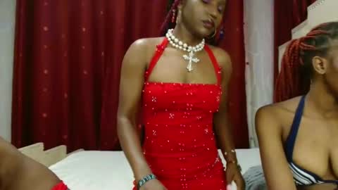 Snapshot of raven_luxe chatting on February 2026 04:37:02 PM Raven online show from February 2026 04:37:02 PM