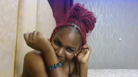 Snapshot of raven_luxe chatting on April 2026 04:37:01 AM Raven online show from April 2026 04:37:01 AM