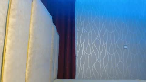 Snapshot of raven_luxe chatting on May 2026 07:19:02 PM Raven online show from May 2026 07:19:02 PM